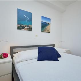 2 Bedroom Apartment with Terrace and Sea View near Dubrovnik Old Town, Sleeps 4